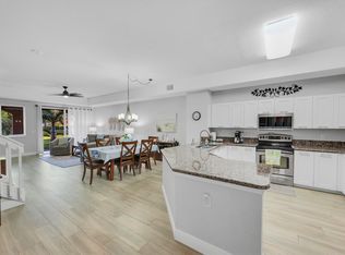 53 SE Sedona Cir APT 105, Stuart, FL 34994