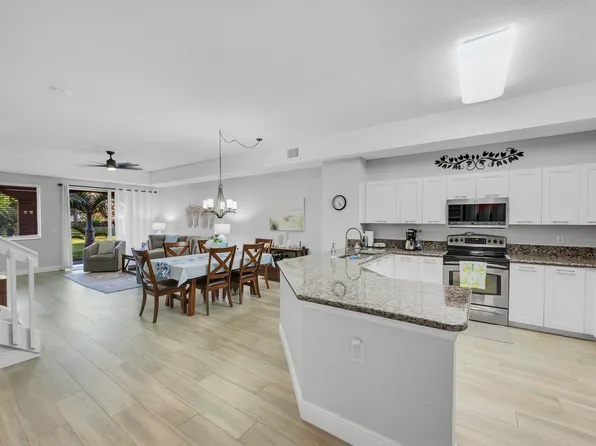 53 SE Sedona 105 Circle #105, Stuart, FL 34994