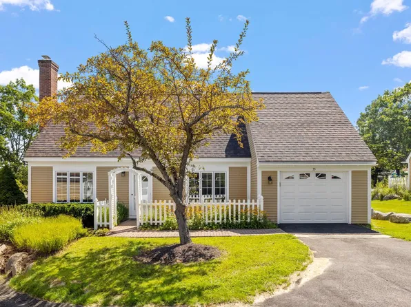 55 Garden Circle, Laconia, NH 03246
