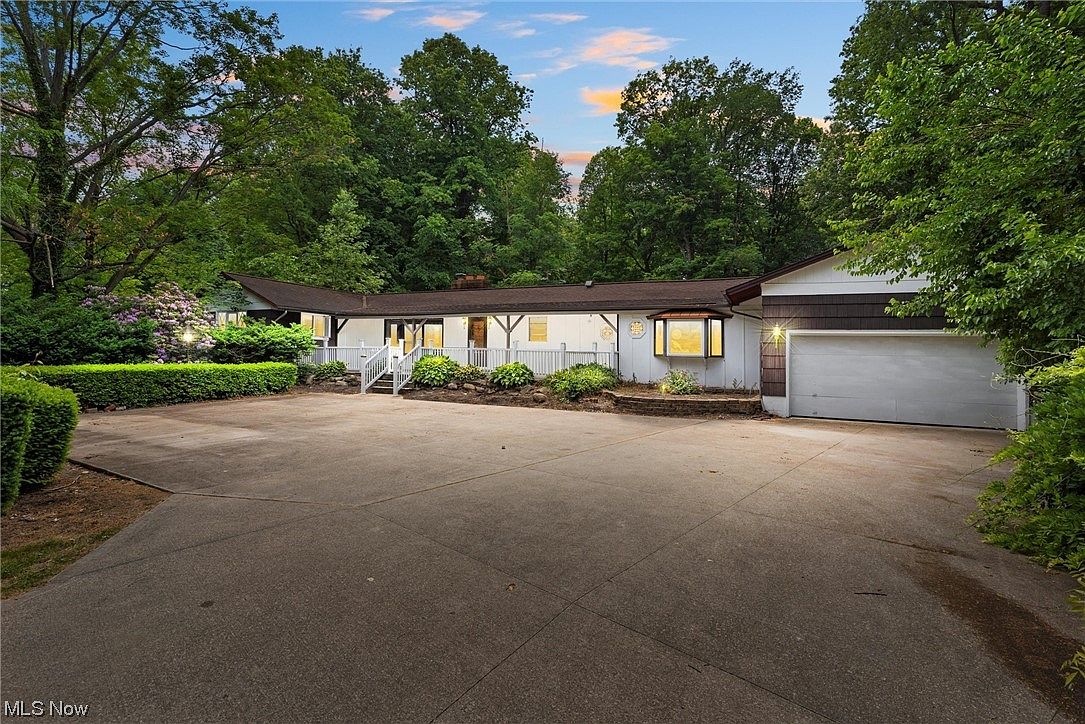 7806 Low Ridge Ln, Mentor, OH 44060 Zillow