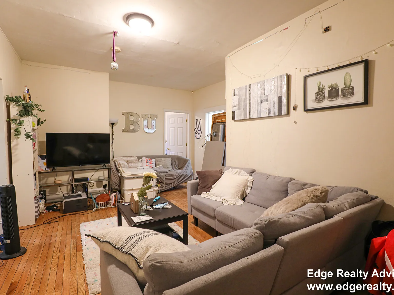 4 bed, 950 sqft, $6,250 — Photo 2