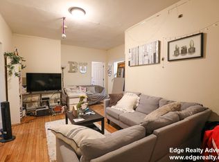 322 Saint Paul St APT 3, Brookline, MA 02446