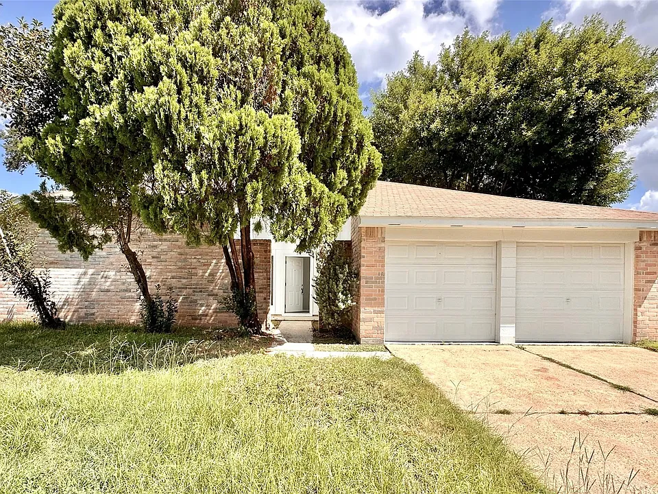 8223 Buckeye Glen Ln