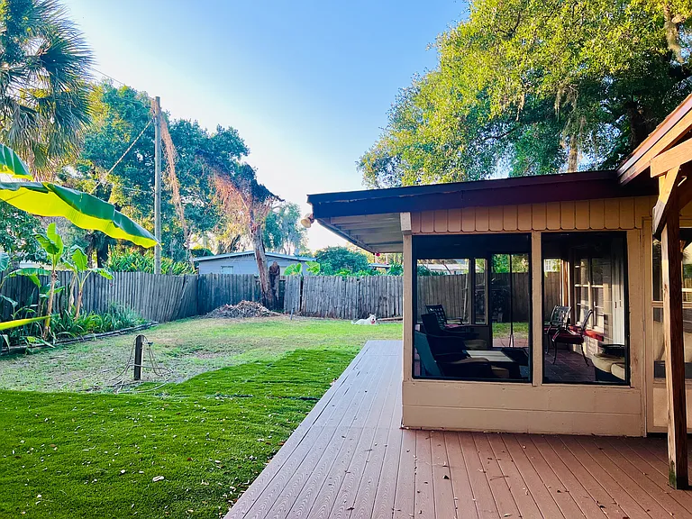 610 Ventura Ave — Photo 38