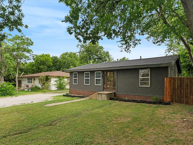 5718 Landino St — Photo 18