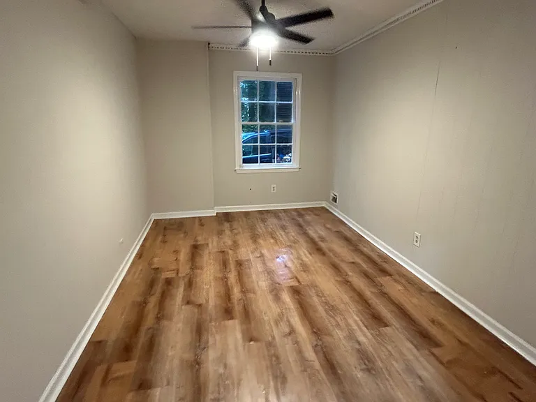 3637 Windmill Rd #2 — Photo 4