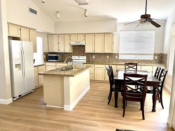 4th image of 15213 N 55th Way