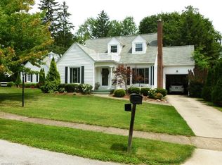 639 Hillcrest Dr, Barberton, OH