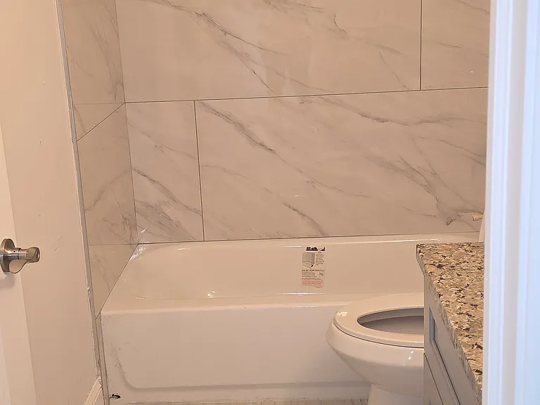 5015 Sanibel Ave #A — Photo 3