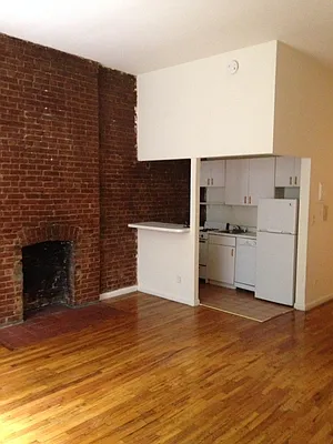 Rented by AJ Clarke | media 12