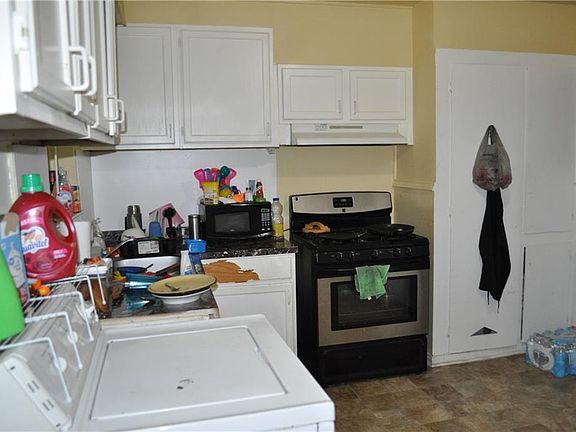 2nd image of 5179 Erath St