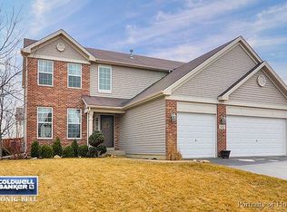 882 Hampton Ln, Yorkville, IL 60560