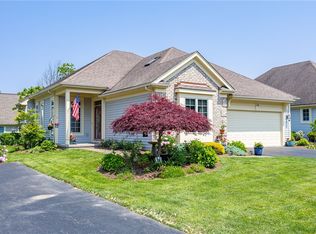 110 Cuddy Ct, Webster, NY 14580