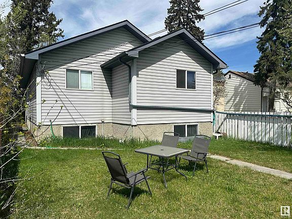3rd image of 10757 74th Ave NW