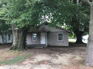 900 N Wilson Ave, Dunn, NC 28334