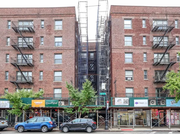 72-34 Austin Street image 19 of 20