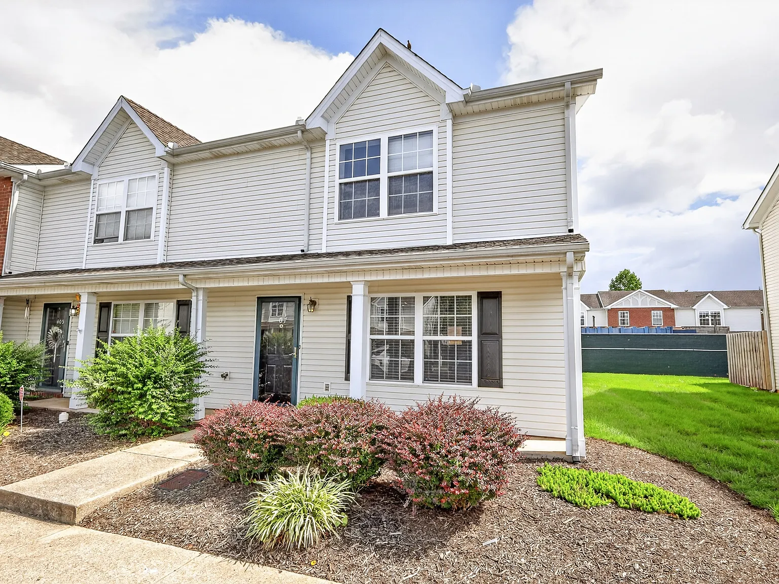 2 bed, 1260 sqft, $1,675 — Photo 4