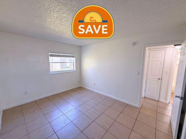 3741 SW 59th Ter #2