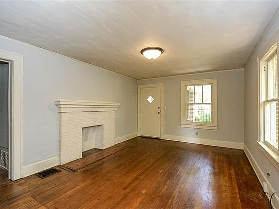 5th image of 188 Norwood Ave NE