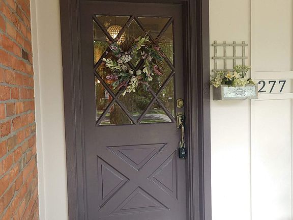 3rd image of 277 Chanticleer Pl