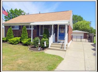 150 Seminole Pkwy, Cheektowaga, NY 14225