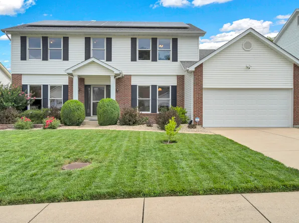 908 Burn Oak Dr, Saint Charles, MO 63303