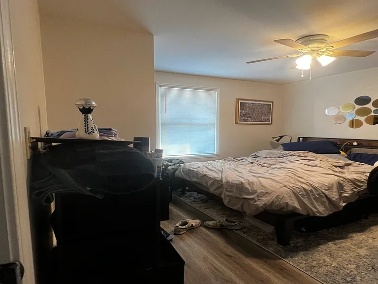 1051 Curran St NW — Photo 22