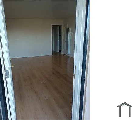 2 bed, 800 sqft, $2,300 — Photo 4