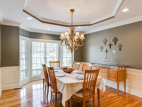 8404 Mary Ct-6
