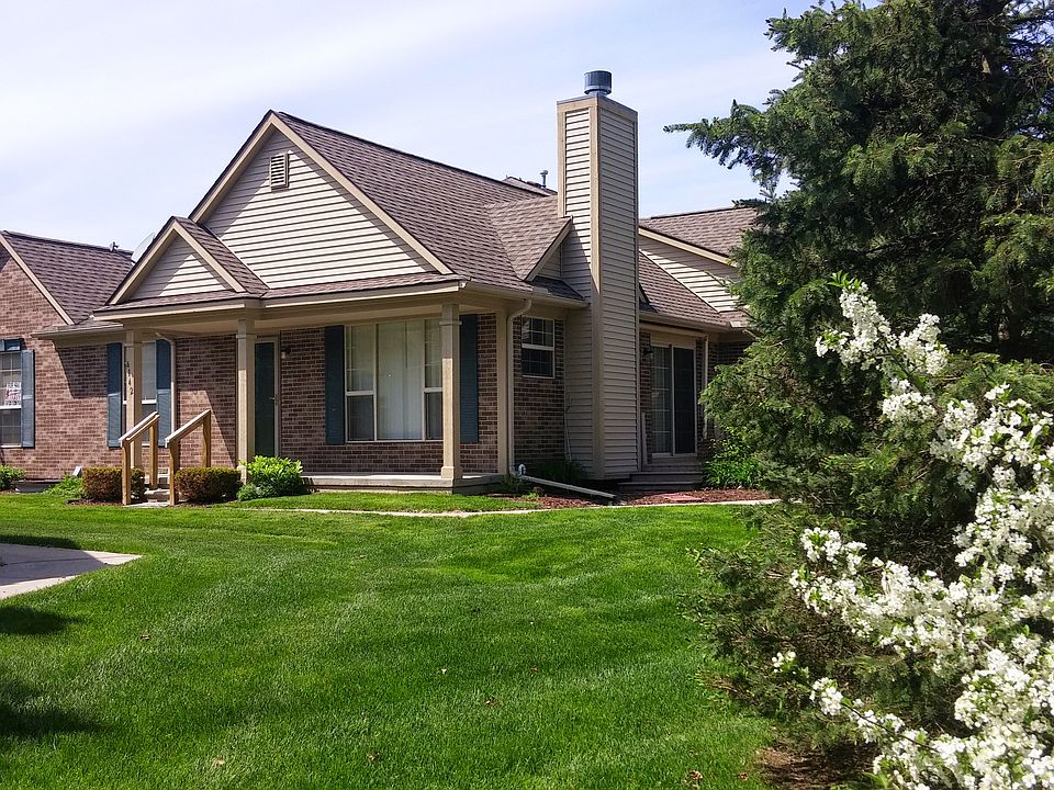 1st image of 4142 Stonebridge Dr #1