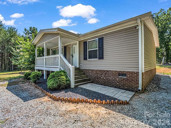 4th image of 277 Eldon Grove Dr