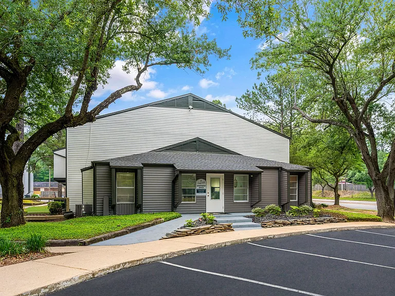 Sage Hill Apartments — Photo 14