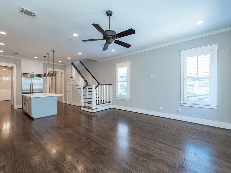 734B Allston St — Photo 11