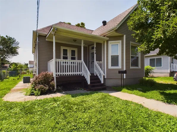 904 W Clay St, Collinsville, IL 62234