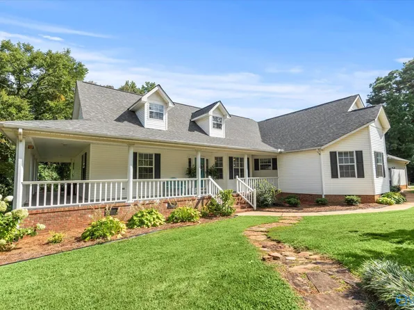 330 Ney A Ti Dr, Guntersville, AL 35976
