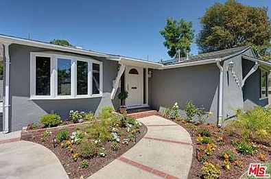 2nd image of 12321 La Maida St