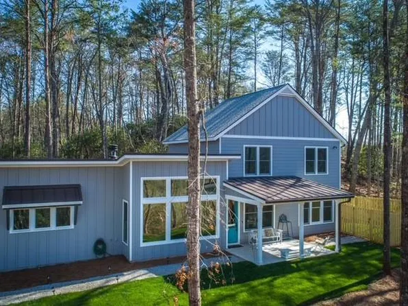 206 Celestial Cir, Clayton, GA 30525