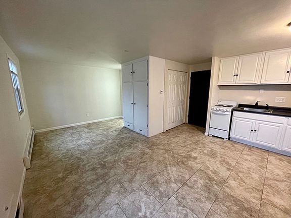 4th image of 1220 Lore Ln #6