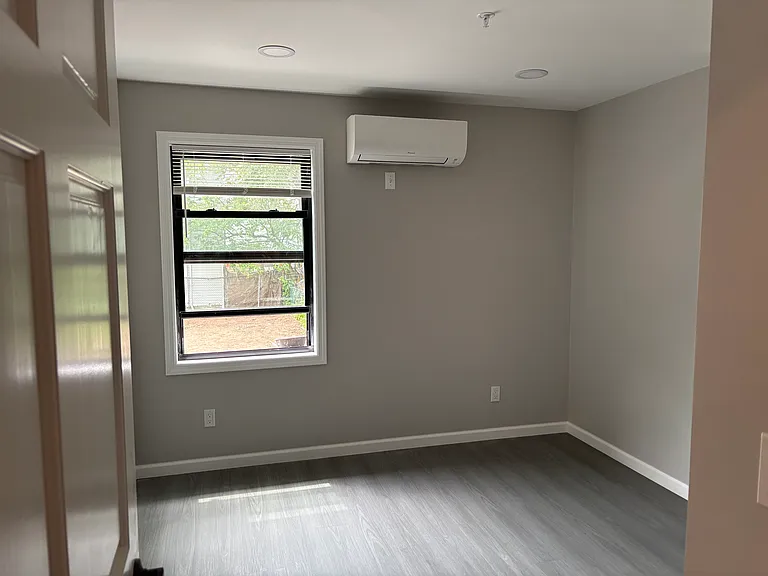 71 Franklin St #1A — Photo 4