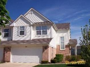 212 Wimbledon Pl, Bloomingdale, IL 60108
