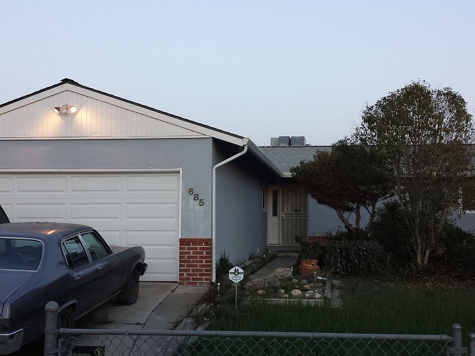 1st image of 685 Meadowlark St