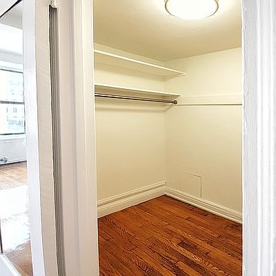 5th image of 200 W 16th St APT 8G