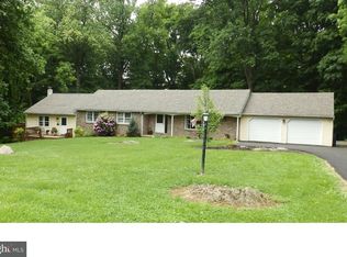 2118 Mill Hill Rd, Quakertown, PA 18951