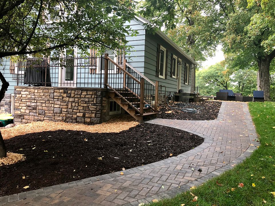 1st image of 3297 Casco Cir