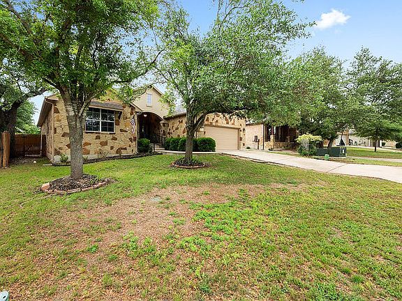 2nd image of 191 Saint Richie Ln