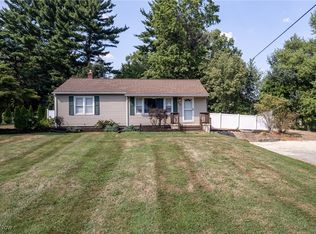 3597 Johnson Rd, Barberton, OH 44203
