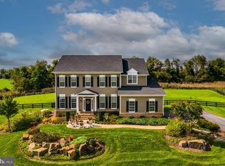 19139 Skyfield Ridge Pl, Purcellville, VA 20132