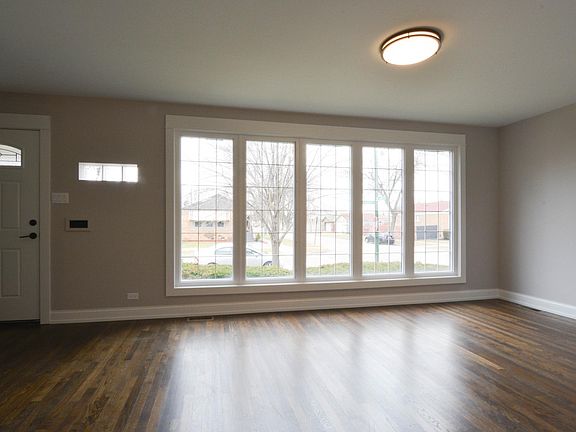 2nd image of 4801 S Lavergne Ave