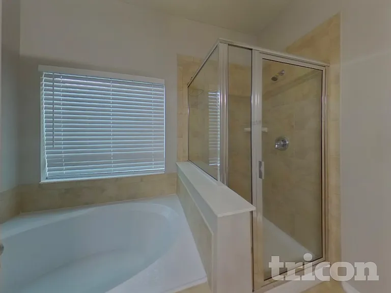 229 Giovani Blvd — Photo 10
