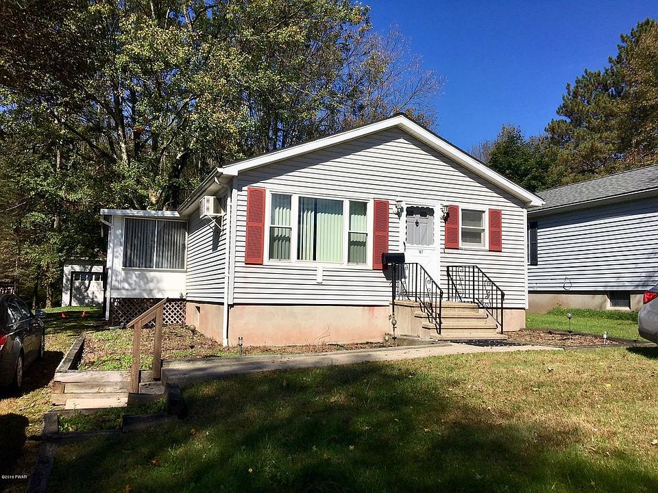 1st image of 187 Young St